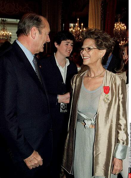 Jacques Chirac, très complice avec l'actrice Claudia Cardinale.