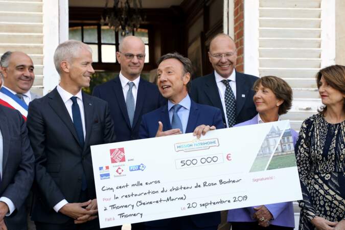 Pour la deuxième édition du Loto du Patrimoine, Stéphane Bern a remis un chèque de 500 000 euros...