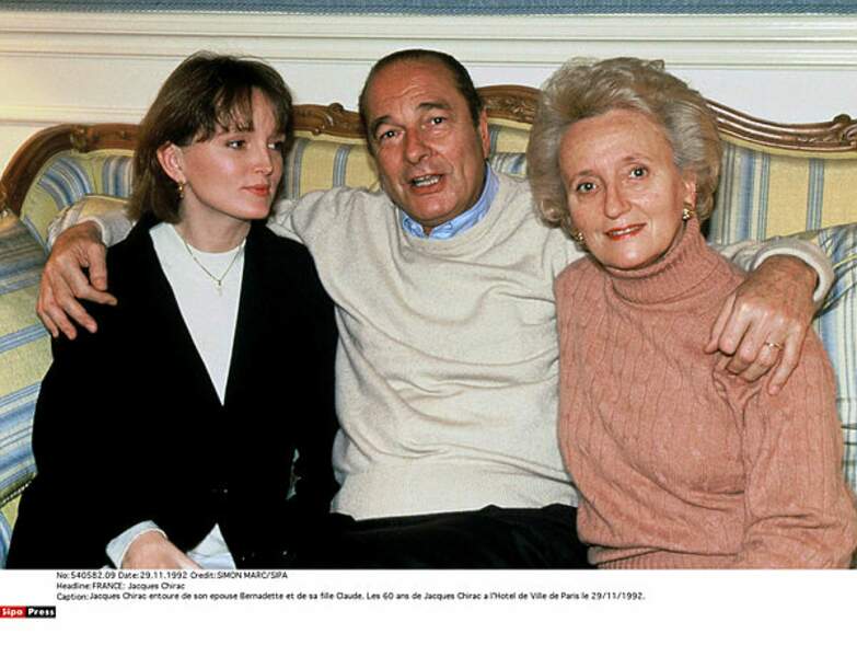 Jacques Chirac avec sa fille Claude et Bernadette Chirac à l'Hôtel de Ville en 1992.