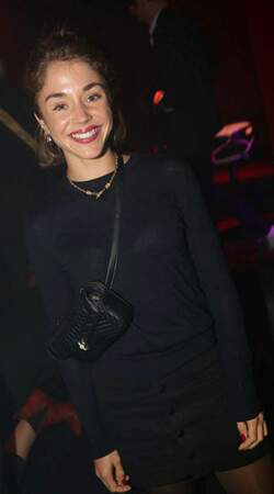 L'actrice Alice Isaaz a sorti son plus beau sourire pour les photographes