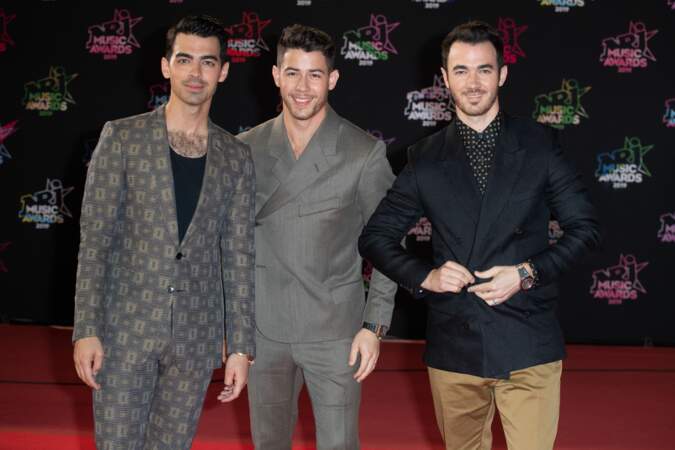 Les Jonas Brothers, qui ont reçu un NRJ Music Award d'honneur en début de cérémonie.