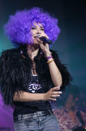 Elle joue les divas au show Yannick Noah et "Les Enfants de la Terre" (2004).