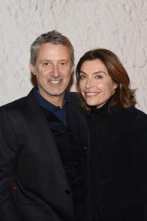 Depuis 2007, il est marié à la journaliste Daphné Roulier, avec qui il a eu un fils, Jules, en 2008