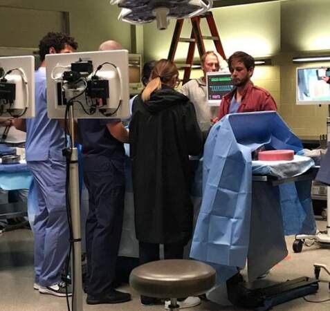 Quelle opération répètent les acteurs de Grey's Anatomy ?