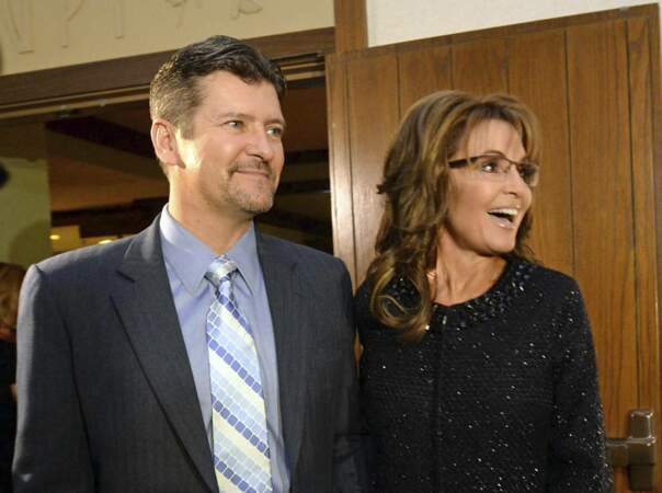 En 2008, Sarah Palin est la candidate désignée par le parti républicain pour accéder à la vice-présidence des Etats-Unis. En septembre dernier, son mari Todd demande le divorce

