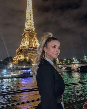 La voici en visite à Paris 