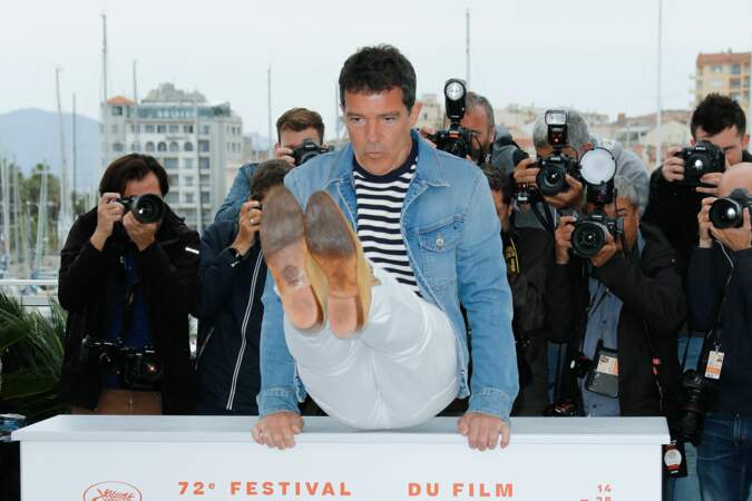 A Cannes, difficile de garder les pieds sur terre pour Antonio Banderas 