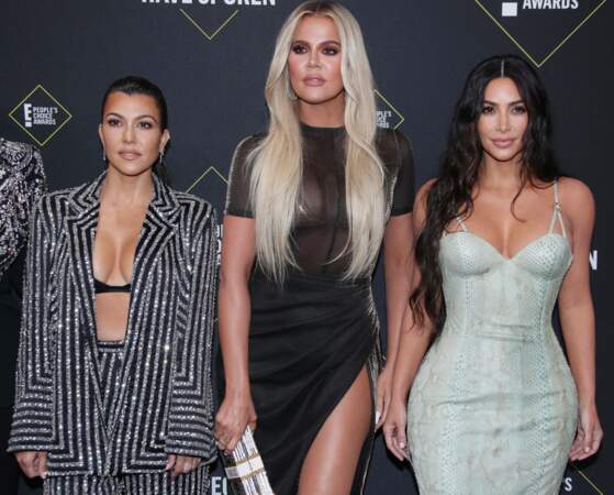 Qui ne connaît pas les célèbres soeurs Kardashian ? Kourtney,  Khloé et Kim forment un trio de choc