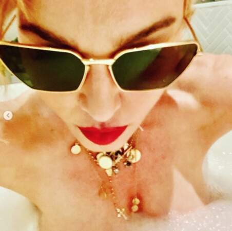 Selfie bain moussant pour Madonna.