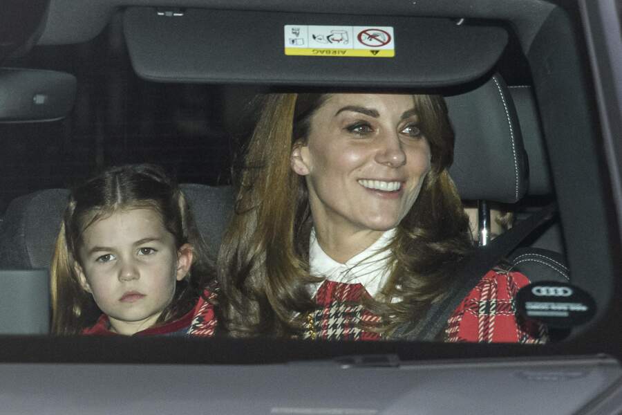 La princesse Charlotte et une Kate Middleton tout sourire le 18 décembre 2019