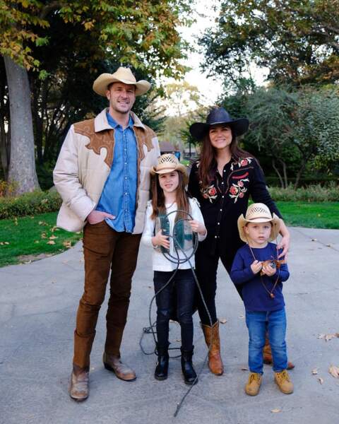 La famille toujours unie, que ce soit version cowboy...