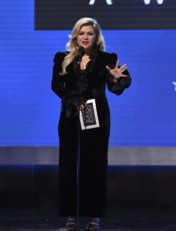 La chanteuse américaine Kelly Clarkson était présente sur la scène de l'événement
