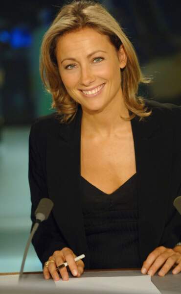 2006 : Anne-Sophie Lapix est le visage des JT du week-end de TF1