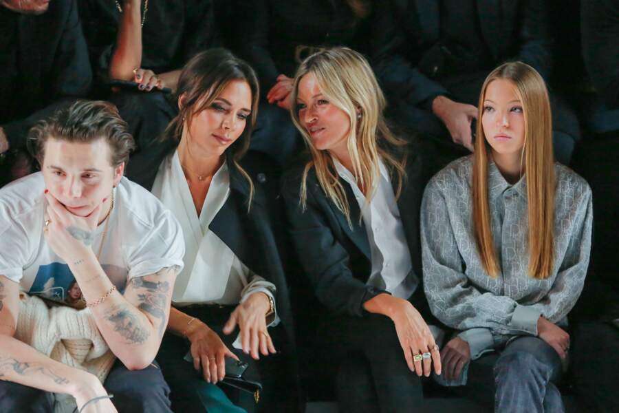 Victoria Beckham et Kate Moss complices au défilé Dior Homme