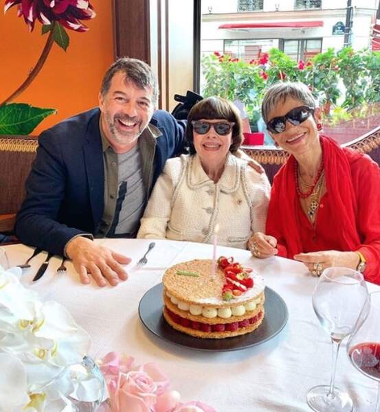 Aux côtés de Mireille Mathieu pour l'anniversaire de leur copine Isabelle Morini-Bosc