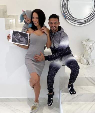 Le 4 mars 2020, Manon et Julien Tanti ont annoncé qu'ils attendaient leur deuxième enfant