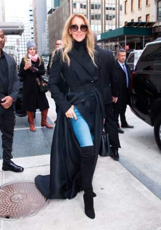 Fashion week ou pas, quand Céline Dion se promène, les trottoirs se transforment en podium de défilé