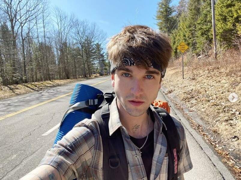Gabriel-Kane Day-Lewis s'est isolé dans les montagnes Catskill pour faire de la randonnée. 