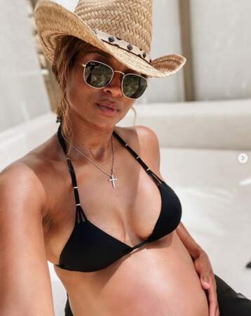 Mais aussi chez la chanteuse Ciara, enceinte de son troisième enfant ! 