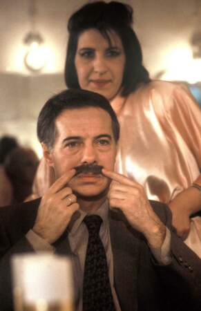 1987 Guy Bedos sur le tournage du téléfilm "Bonne chance Monsieur Pic ! "