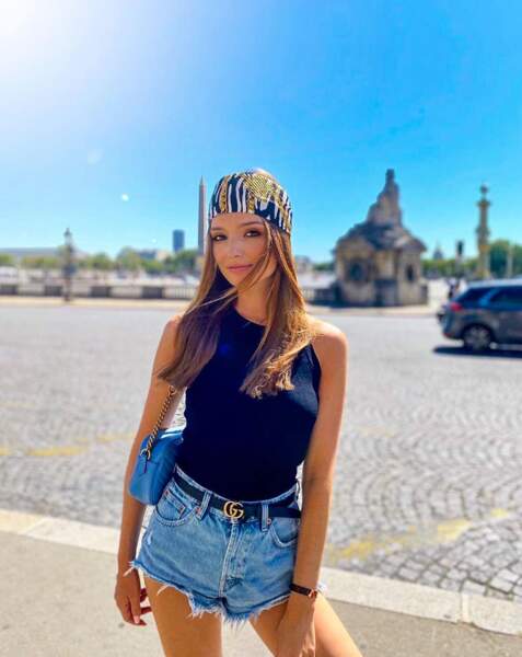Miss Pays de la Loire profite d'une journée estivale ensoleillée à Paris