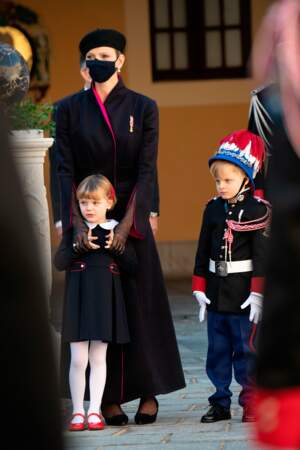 La princesse Charlène toujours très tendres avec ses jumeaux
