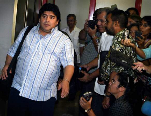Diego Maradona a suivit un traitement contre son addiction à la drogue dans un centre de désintoxication (2004).