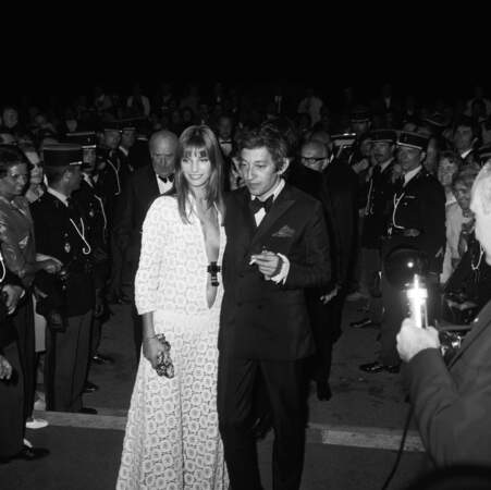 Le film est présenté à Cannes en 1969. Jane Birkin foule les marches accompagnée de Serge Gainsbourg.