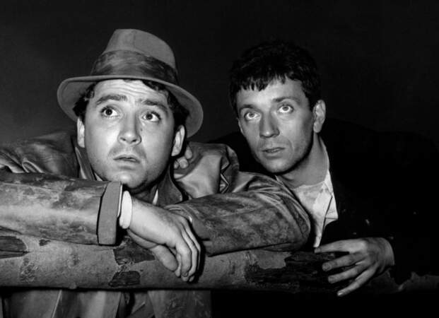 Avec son ami Jean-Pierre Cassel dans Le caporal épinglé de Jean Renoir en 1962.