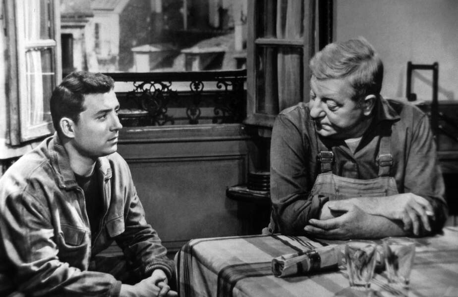 Très vite le jeune Claude montre des dispositions pour le cinéma. Ici en 1959 aux cotés de Jean Gabin dans Rue des prairies de Denys de la patellière.