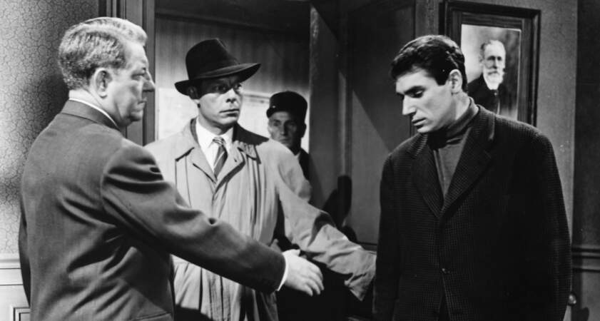 Face à Jean Gabin dans Crime et châtiment (1956)