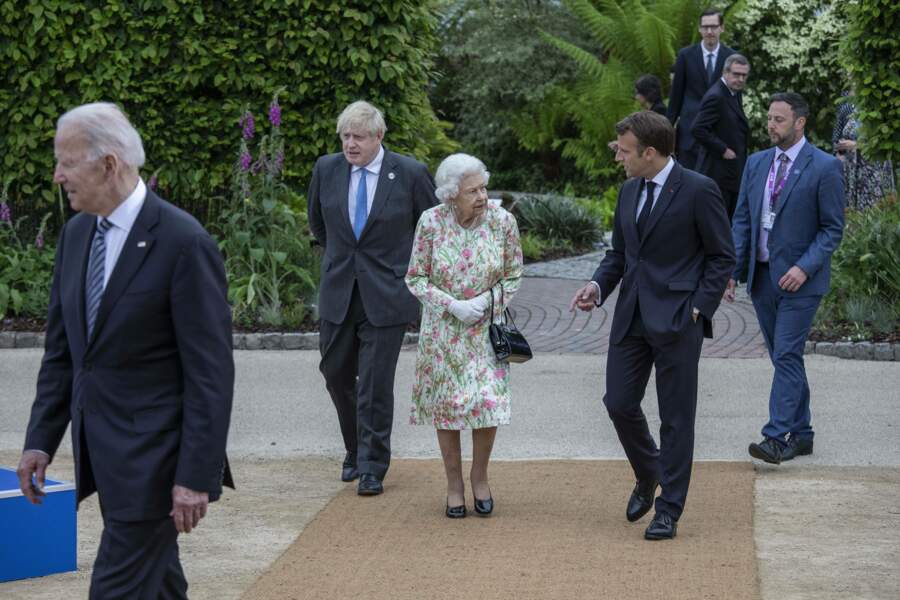 Le président des États-Unis, Joe Biden, le Premier ministre anglais Boris Johnson, la reine Elizabeth II et Emmanuel Macron à Carbis Bay pour le G7 2021.