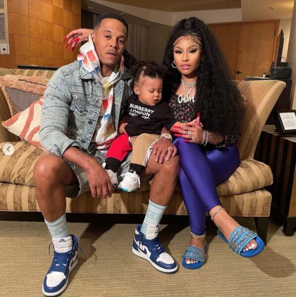 Photo de famille pour Nicki Minaj, son mari Kenneth et leur fils, surnommé Papa Bear.