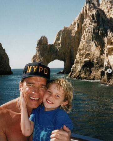 Ça, c'est Arnold Schwarzenegger et son fils Christopher, il y a de ça quelques années déjà.