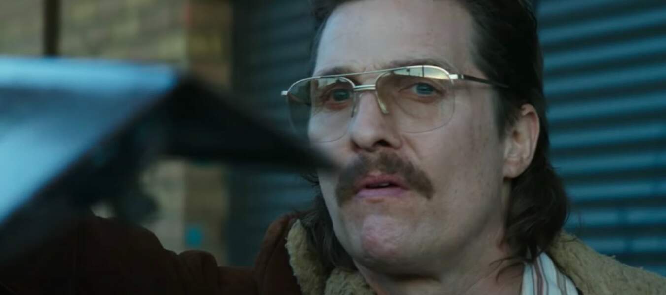 Moustache, lunettes… L'acteur plonge dans les années 1980 dans Undercover, une histoire vraie