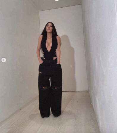 La penderie de Kim Kardashian est visiblement remplie de mites.
