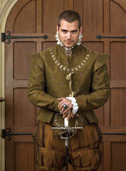 De 2007 à 2010, Henry Cavill a incarné Charles Brandon dans la série Les Tudors 