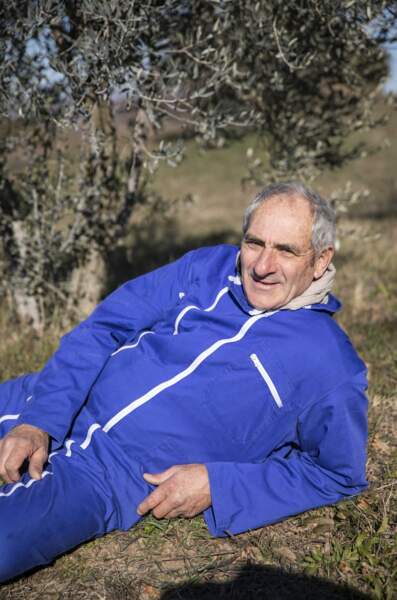 Thierry, 65 ans, viticulteur et arboriculteur en Provence-Alpes-Côte-d'Azur. Un visage connu puisque Thierry était présent dans la saison 10