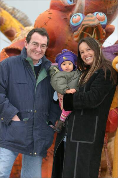 2004 - Jean-Pierre Pernaut, Nathalie Marquay et leur fille Lou au carnaval du Roi Lion à Disneyland