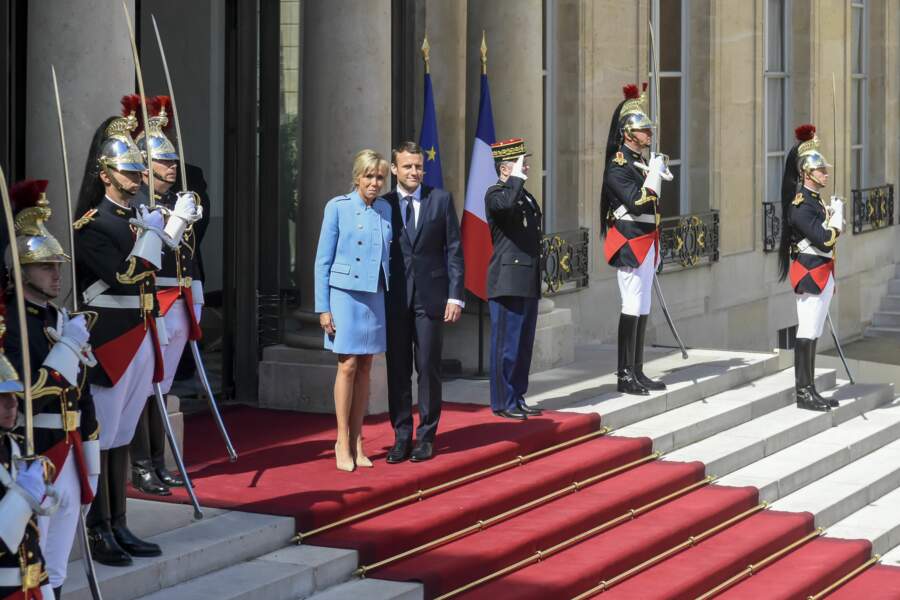 14 mai 2017, Brigitte Macron entre à l'Elysée et devient officiellement première Dame