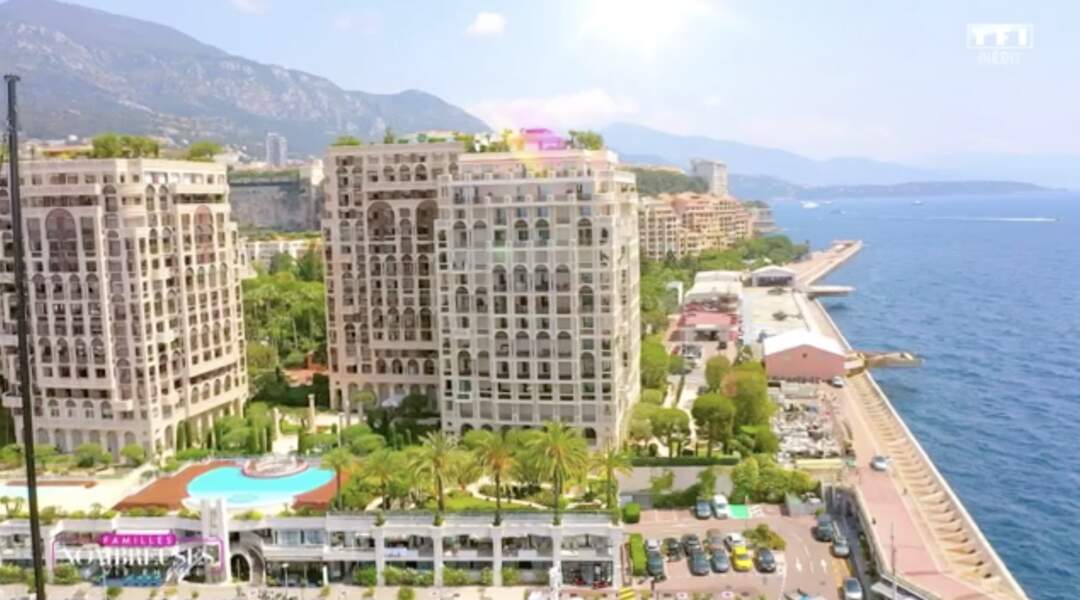À Monaco (98), Florie et Bastien Galli ont une vue imprenable sur la Méditerranée. La classe !