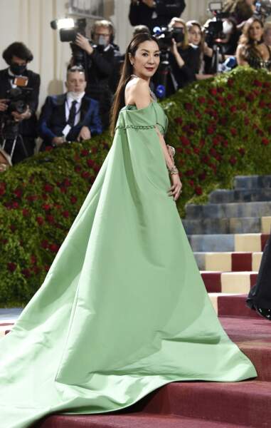 Michelle Yeoh, sublime en vert.