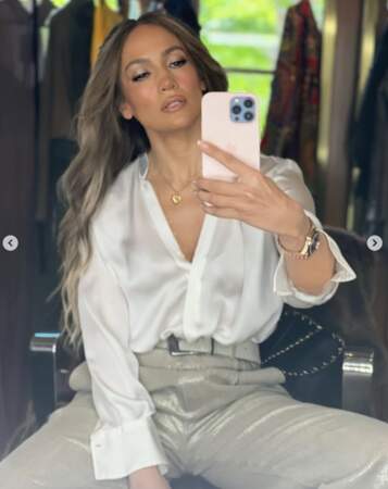 Et Jennifer Lopez avait opté pour une tenue classique et chic.
