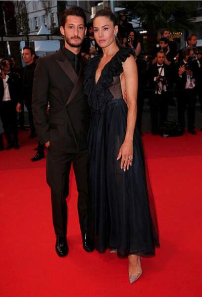 Un couple de stars (Pierre Niney et Natasha Andrews) sur un tapis rouge ? 