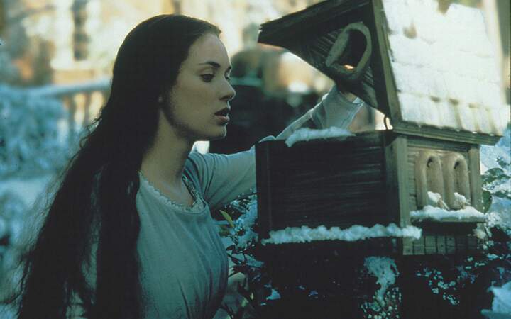 1994 : Winona Ryder incarne la mythique Jo dans Les Quatre filles du Dr March.
