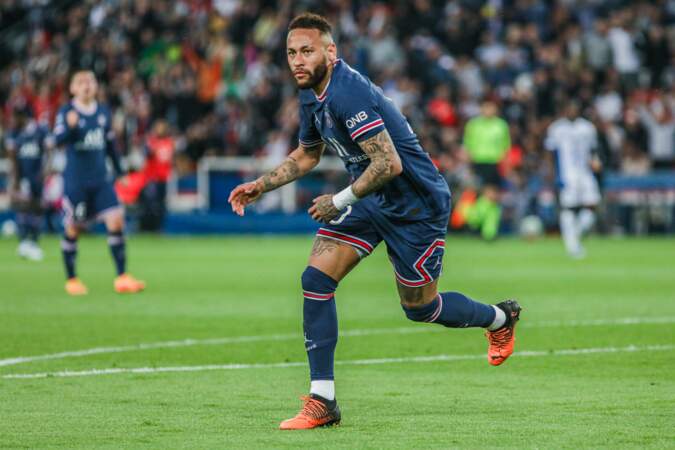 Neymar face à Troyes en mai 2022