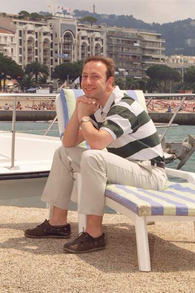 Le nec le plus ultra pendant le Festival de Cannes en 1998 : les mocassins sur la plage.