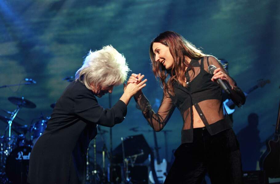 En 1997, elle accompagne Catherine Lara au concert Sol en Si.