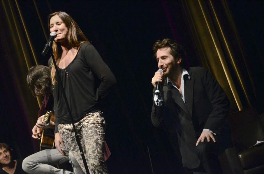 En 2012, la star chante avec Edouard Baer.