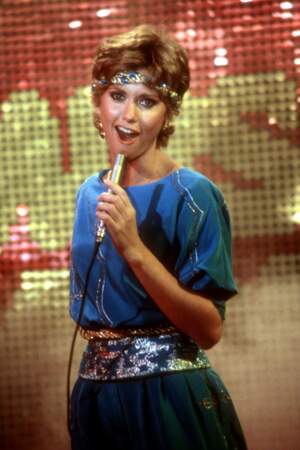 En 1981, son album Physical représentera son plus gros succès commercial. La chanteuse est alors à l'apogée de sa célébrité.